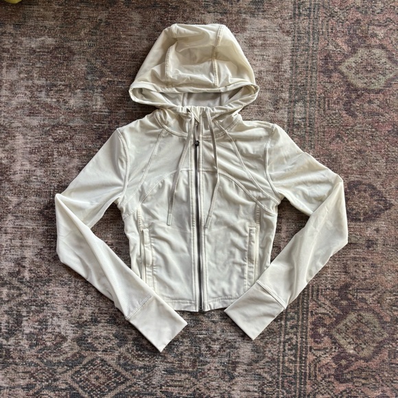 🦄Lululemon Nulu and Mesh Cropped Define Jacket - Picture 6 of 8